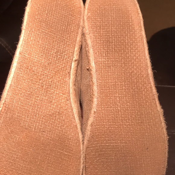 Women’s size 10 University of Auburn tigers shoes - Picture 4 of 4